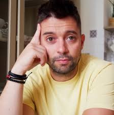 Hoy he recibido una gran satisfacción (y sorpresa inesperada) en mi carrera  profesional.