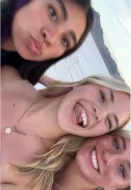 Sophie (@sophieberhard)