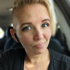 Belinda Brannon's Instagram, Twitter & Facebook