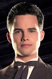 Reparto de El sueño de un campeón (película 2000). Dirigida por Greg Beeman 