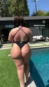 Shesready2getnasty33 - Porn Videos & Photos - EroMe