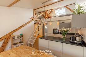 Retrouvez toutes les informations sur espaces atypiques marseille immobilier contemporain agence immobilière de luxe marseille 1er 13001. Appartement Contemporain En Dernier Etage Espaces Atypiques