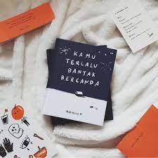 Cerita yang tidak perlu dipercaya download buku kamu. Download Buku Kamu Terlalu Banyak Bercanda Pdf Berbagai Buku