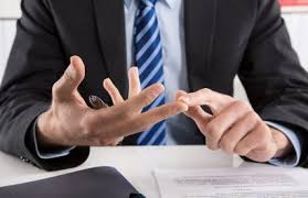 Dem zuständigen personaler auch auskunft darüber geben, wie lange diese erkrankung voraussichtlich andauern. Krankmeldung Ab Wann Arbeitgeber Kann Attest Ab Dem 1 Tag Verlangen Kanzlei Hasselbach