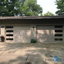 How To Customize Garage Doors Windows Color Panel Design Hardware Garage Doors Affordable Garage Doors Garage Door Styles