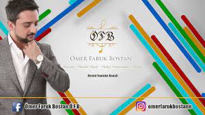 Müzik öğretmeninin desteği ile çeşitli müzik aletlerini çalmayı öğrenmiştir. Omer Faruk Bostan Biyografya