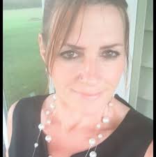 For Karaoke What's Everybody's Favorite True Classic Country Songs To Go  Sing In Clubs By Which Artists?