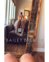 Bailey Brews🍻 on X: Ill never post fully uncensored nudes or outright  porn on Twitter. Doing so would be an insult to the several thousand paying  subscribers who have paid for the