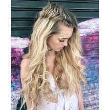 Easy hairdos to try with your short hair. 20 Festival Hairstyle Ideas For 2018 Music Festival Hair Trends Allure