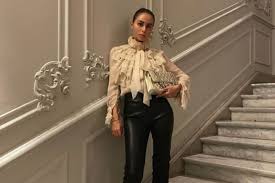 Voir plus d'idées sur le thème pull noel, mode, tenue de noël. Comment S Habiller Pour Le Reveillon De Noel