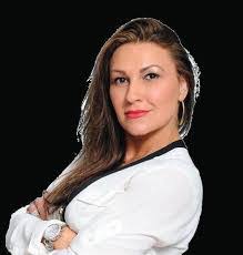 Georgianna Miller's Instagram, Twitter & Facebook