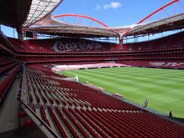 Estadio Da Luz Het Stadion Van Benfica Hier Kan Je Een Mooie Stadiontour Doen Aanrader Lissabon Stedentrip Portugal