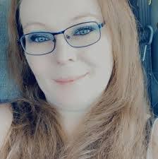 Lisa Bogan's Instagram, Twitter & Facebook