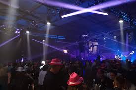 Prestataire de services en restauration. Prestation Audiovisuelle Et Scenique A Angers Discretion