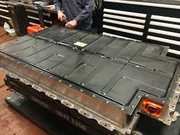 Mercedes Could Make Ev Batteries With Bmw Bmw I3 Electric Cars Bmw I3 Electric