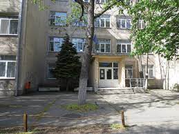 Hatással lehet a timisoara liceul teoretic „jean louis calderon útjára vonatkozó menetrendekre és vonalakra. Liceul Teoretic Jean Louis Calderon Scoala Liceu Colegiu Din TimiÈoara