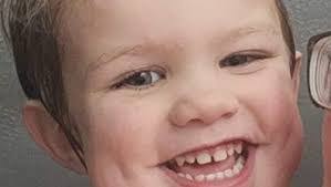 Kelly Engle's Instagram, Twitter & Facebook