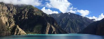 Check spelling or type a new query. Die Kinder Des Himalaya Und Den Heiligen Drei Konigen Auf Der Spur Religion Im Tv