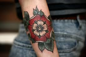 It can be done in such precision, and once done it will symbolize your love for the other person. 155 Amazing Must Have Rose Tattoos With Meanings
