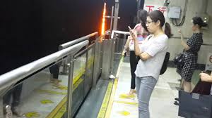 Please be sure to check the opening and closing times for your stations. Shanghai Metro Line 2 Peak Hours Youtube