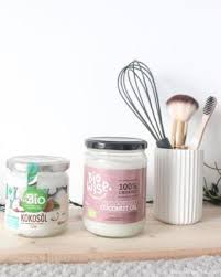 10 Choses A Faire Chaque Debut De Mois Pour Etre Organise With Emilie Lifestyle Simple Et Naturel En 2020 Recette De Lessive Fabriquer Du Savon Lessive En Poudre