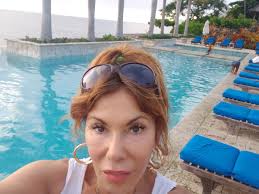 Mindy Mann (@MindyMannOnline)