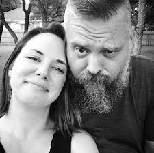 What are some tips for bench press?