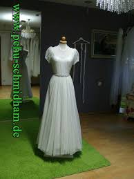 17, 78549, spaichingen deutschland inklusive kontaktdaten wie adresse, telefonnummer, webseite, anfahrtsplan u.a. Vintage Brautkleid Mit Punktchen Tull Braut Brautkleid Brautmode