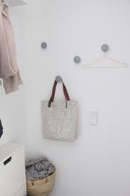 Schneller Ikea Hack Garderobenhaken In Grau Wohnmadame De Garderobenhaken Ikea Garderoben Ideen Ikea