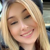 Ashley Yeary's Instagram, Twitter & Facebook