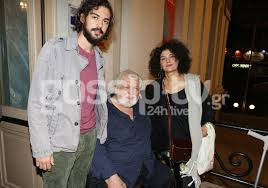 «το θέατρο πάντα κινητοποιείται όταν φιμώνεται. Kwstas Kazakos Deite Ton Koyklo 21xrono Gio Toy Photos To Pontiki