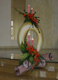 Beberapa rangkaian bunga meja minimalis yang unik serta keren cocok untuk hiasan rumah anda. 100 Ide Rangkaian Bunga Altar Di 2021 Rangkaian Bunga Altar Bunga