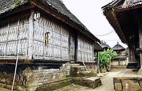 Residential hawaii style home trends in general tend to lean in the plantation style. Balinese House Architecture