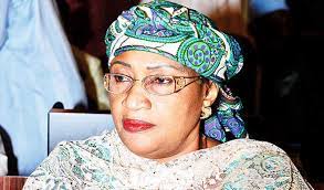27 temmuz 2018'de nijerya kadın i̇şleri bakanı görevinden istifa etti. Ex Women Affairs Minister Aisha Alhassan Is Deadthisdaylive