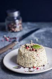 Recette De Fromage Vegan A Base De Tofu Au Poivre Recette Fromage Vegan Recette Fromage Recette Tofu Nature