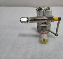 As-Is LAM 796-029684-421 LAM FUJIKIN PNEMATIC VALVE ASSEMBLY MANIFOLD | eBay