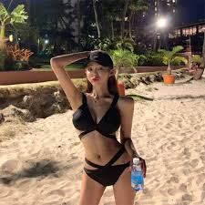 Amazon.co.jp: Bikini Split Womens Black Strap Beautiful Back Small Breast  Gathered Swimsuit Black Strap Big Breasts More Comfortable : Clothing,  Shoes & Jewelry