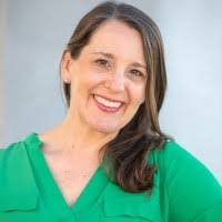 Leanne Slater's Instagram, Twitter & Facebook