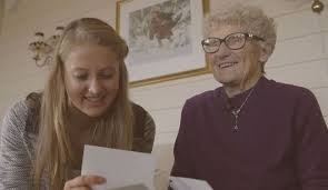 Entdecke rezepte, einrichtungsideen, stilinterpretationen und andere ideen zum ausprobieren. Ingvild Overrasket Selv Superbestemor Vg