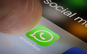 Notificación de whatsapp se muestra automáticamente en la pantalla del teléfono, siempre que se recibe un nuevo mensaje. Whatsapp Nu Va Mai FuncÈ›iona Pe Telefoanele Mai Vechi De La 1 Februarie Ce Utilizatori Vor Fi AfectaÈ›i Stirileprotv Ro