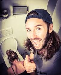 For all the latest news on gil, check out silence heals, an awesome fansite with all the latest news and pics. Gil Ofarim Age Bio Faces And Birthday