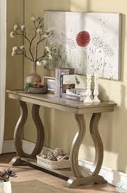 Pin By Saa On Apartment In 2020 Accent Table Decor Entrance Table Decor Small Table Decor