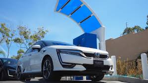 Another option for me is a new honda clarity plug in hybrid. Fuel Cell Safety Why Hydrogen Cars Like Honda S Clarity Are Safe Slashgear