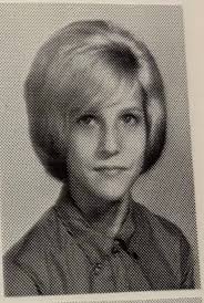 This is Margaret Ussery, was at McEvoy through the 11th grade. Does anyone  know how to contact her?