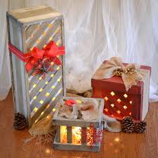 How To Make Wooden Present Christmas Decorations For The Porch Christmas Boxes Decoration Christmas Diy Diy Christmas Lights
