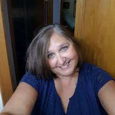 Tina Wunderlich's Instagram, Twitter & Facebook