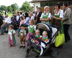 Neue Tracht Fur Die Trachtenmusikkapelle Bad Vigaun Flachgau
