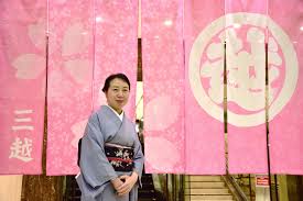 日本橋三越本店の女将 女将 きもの 帯 女将 帯 日本橋