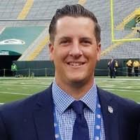 Ben Crowell's Instagram, Twitter & Facebook