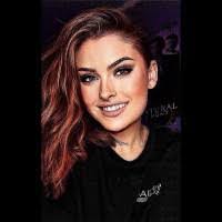 Vicki Carney's Instagram, Twitter & Facebook